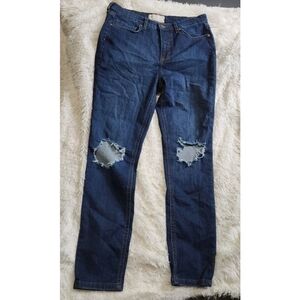 Free People busted knee dark stretchy skinny denim jeans size 30